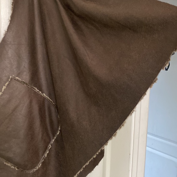 Dolce Cabo Open Front leather Faux Fur Vest Women's - Picture 6 of 13